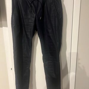 Bevy flog size 29 navy pant